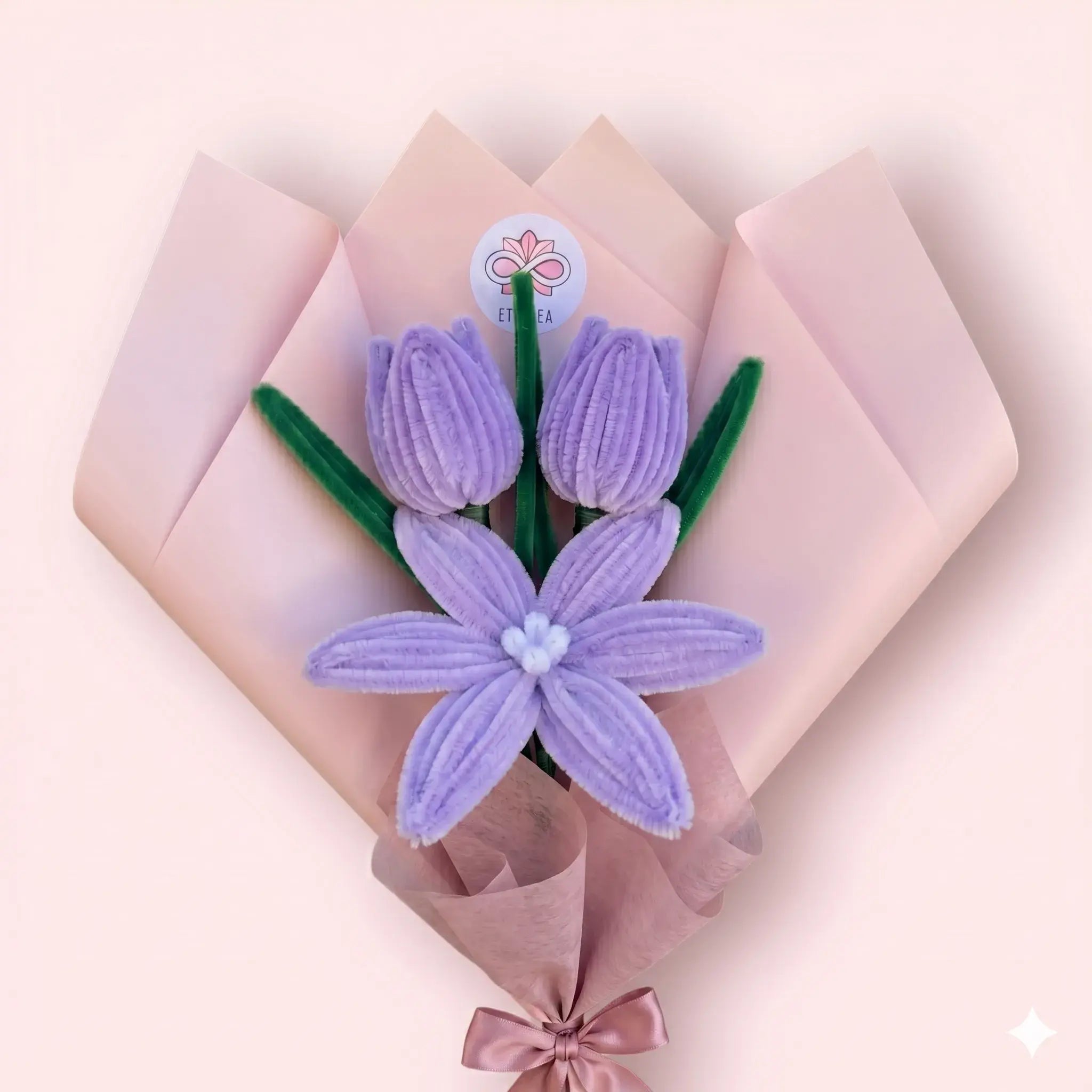Ramo de 1 Lirio y 2 Tulipanes