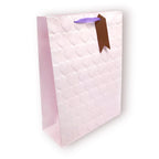 Bolsa de regalo grande con patrón de corazones en relieve en tonos pastel mate blanco, menta, lila y rosa con asas de cinta de raso, Talla L 30x40cm.