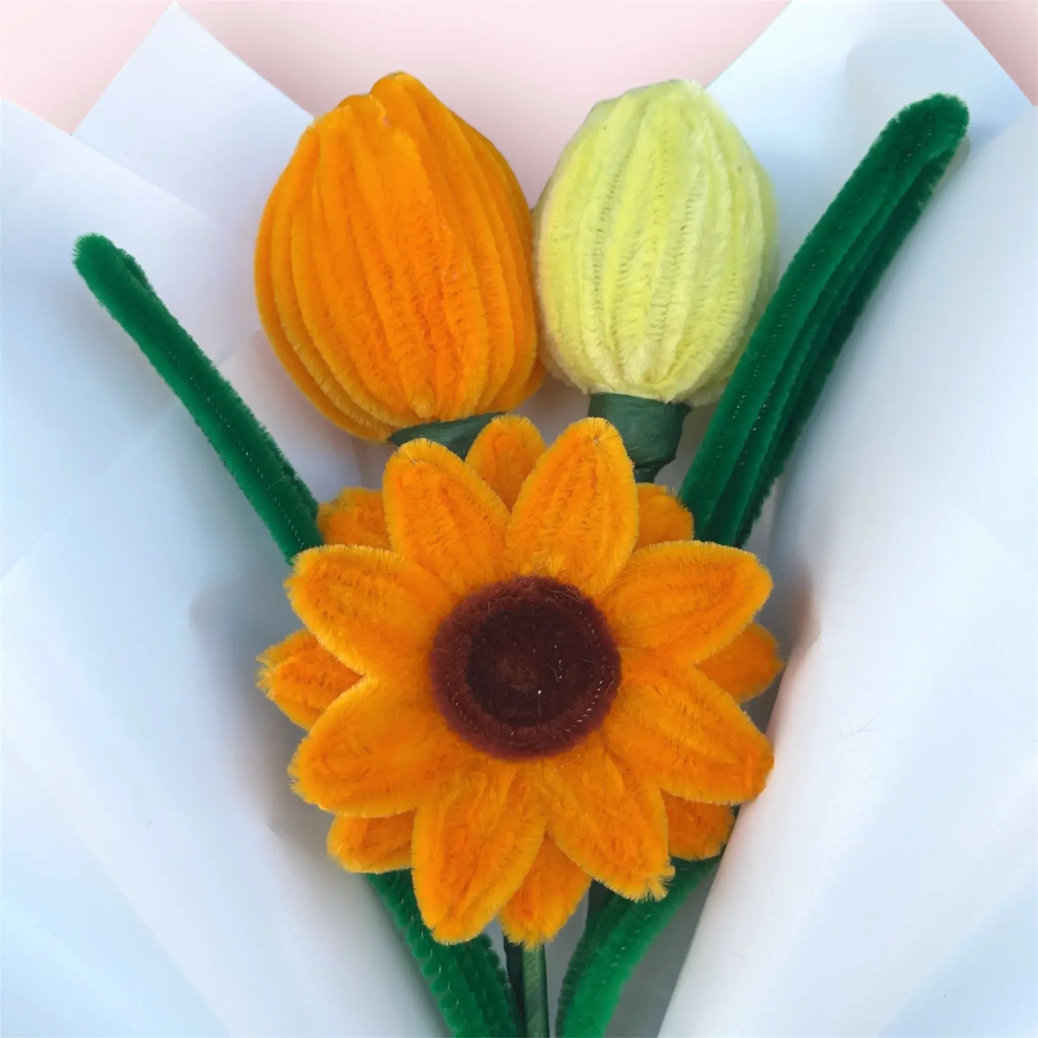 Ramo de 1 Girasol y 2 Tulipanes