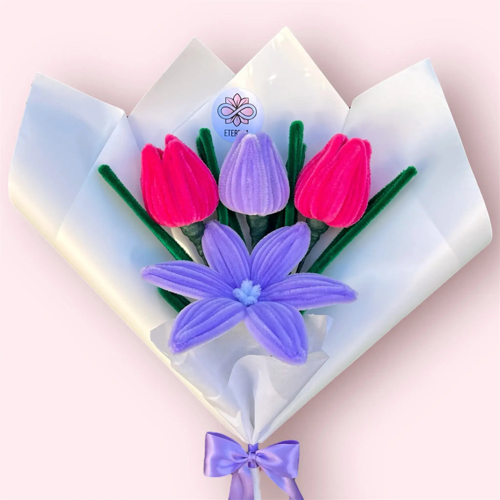 Ramo de 1 Lirio y 3 Tulipanes