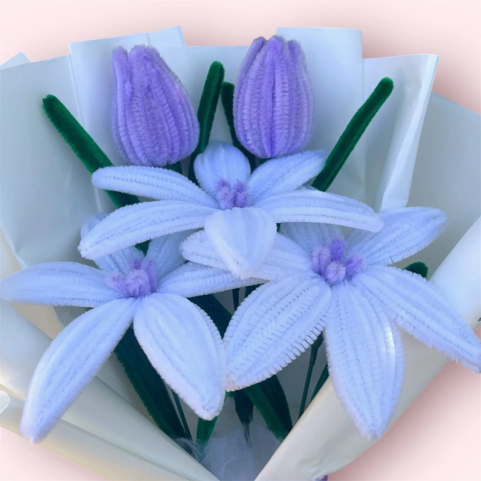 Ramo de 3 Lirios y 2 Tulipanes