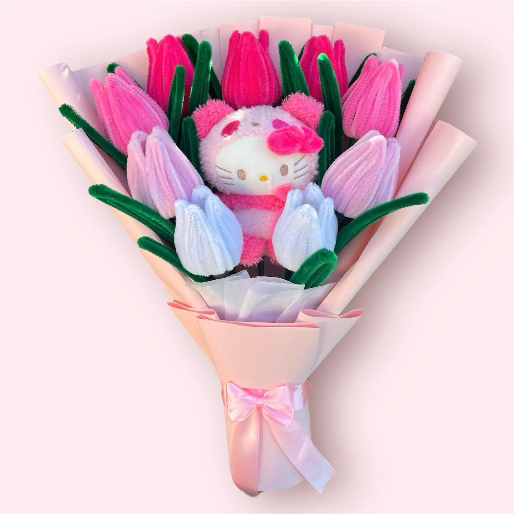 Ramo Hello Kitty - 9 Tulipanes